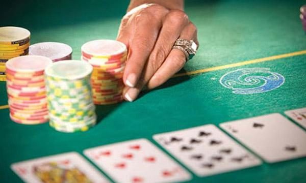 Чипдампинг в покере